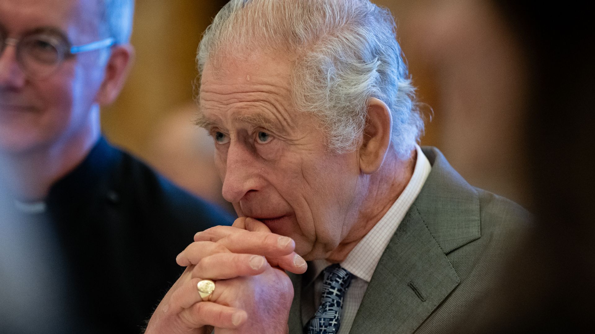 Câncer de Rei Charles III pegou insiders da Família Real de surpresa