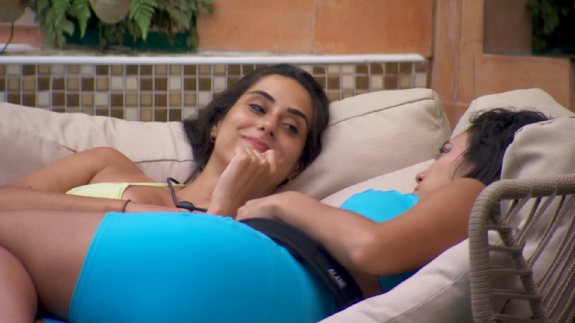 BBB 24: Deniziane abre o coração e fala sobre Matteus: “Tenho muito medo”