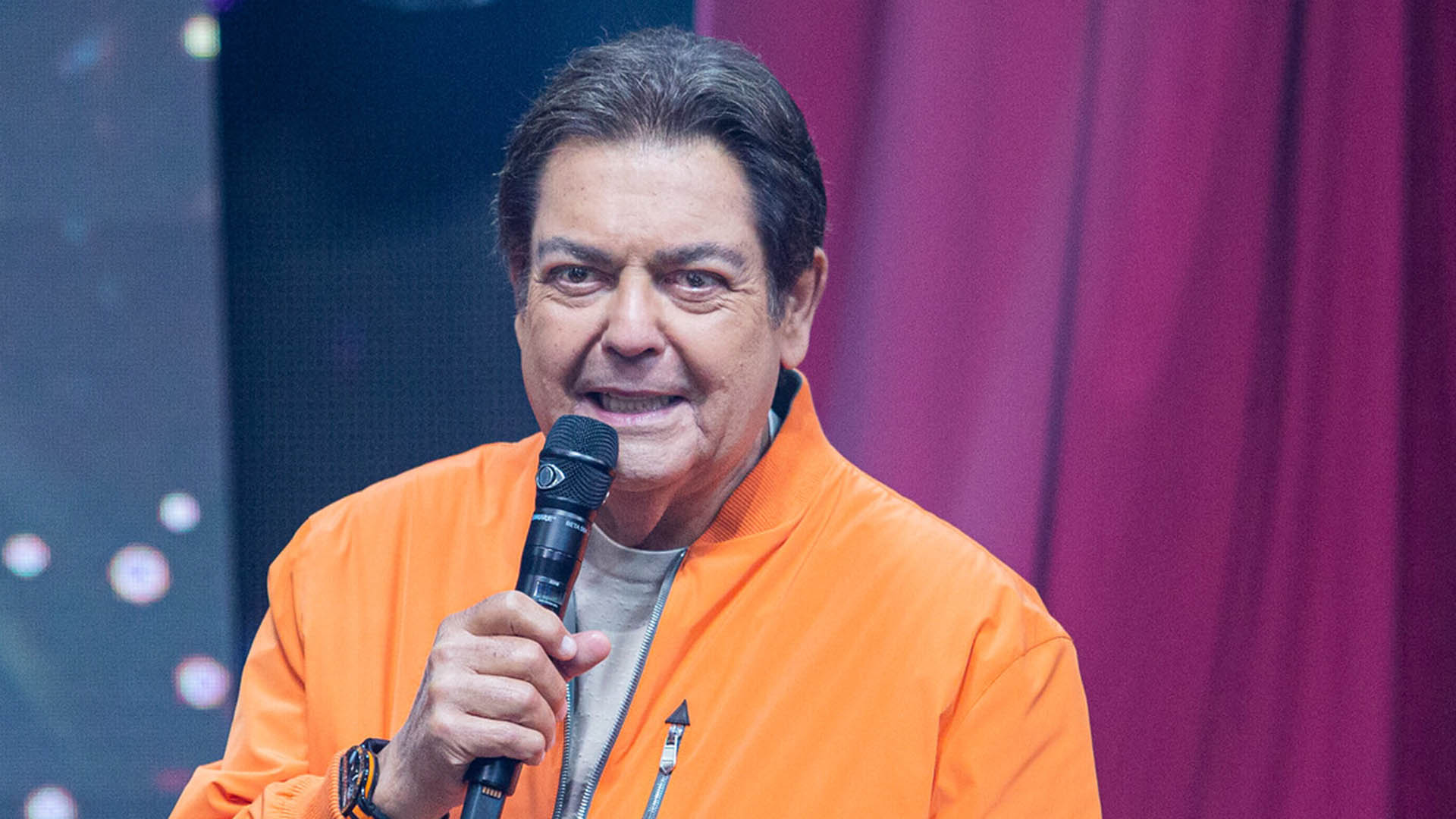 Faustão passou por novo transplante de órgão, diz boletim médico