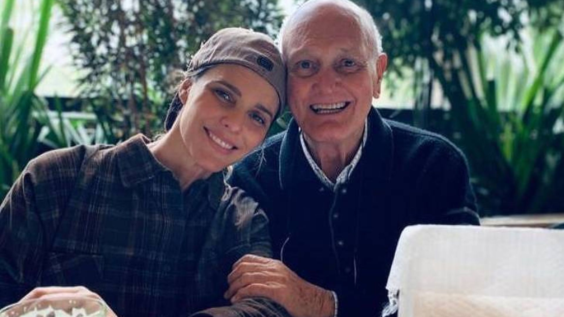 Fernanda Lima emociona com homenagem ao pai falecido: ‘Me sinto mais conectada’