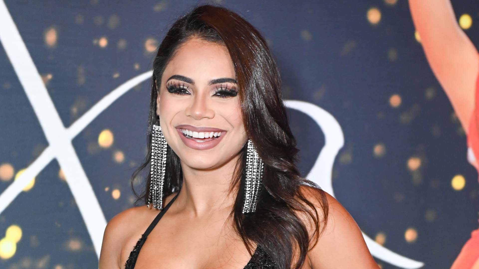 Lexa faz festa luxuosa para celebrar seus 29 anos. Veja a decoração
