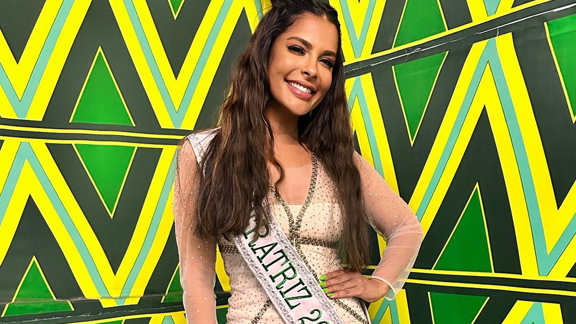 Ex-BBB Gyselle Soares usará coroa de meio milhão em desfile: ‘Vou estar muito nua’