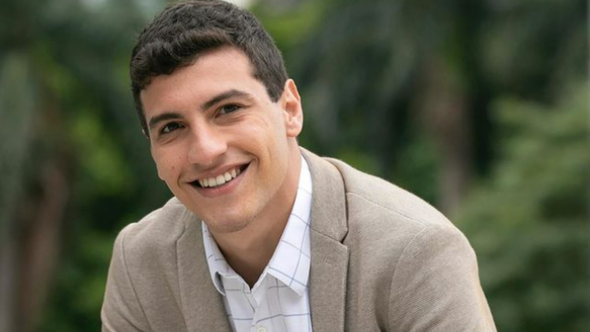 Henrique Barreira aponta semelhanças de personagem da nova novela e Vai na Fé