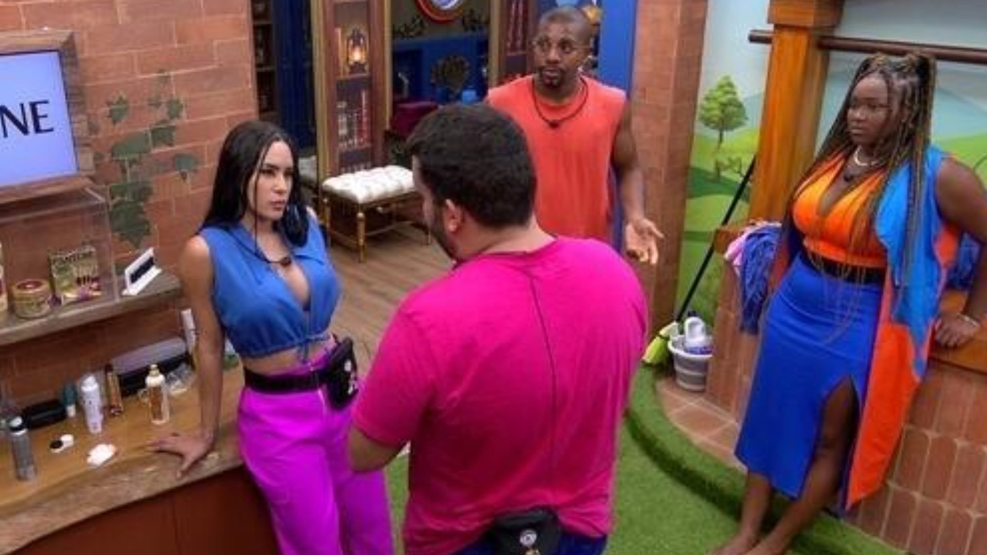 BBB 24: Isabelle recebe conselho sobre amizade com Davi: ‘Pode prejudicar’