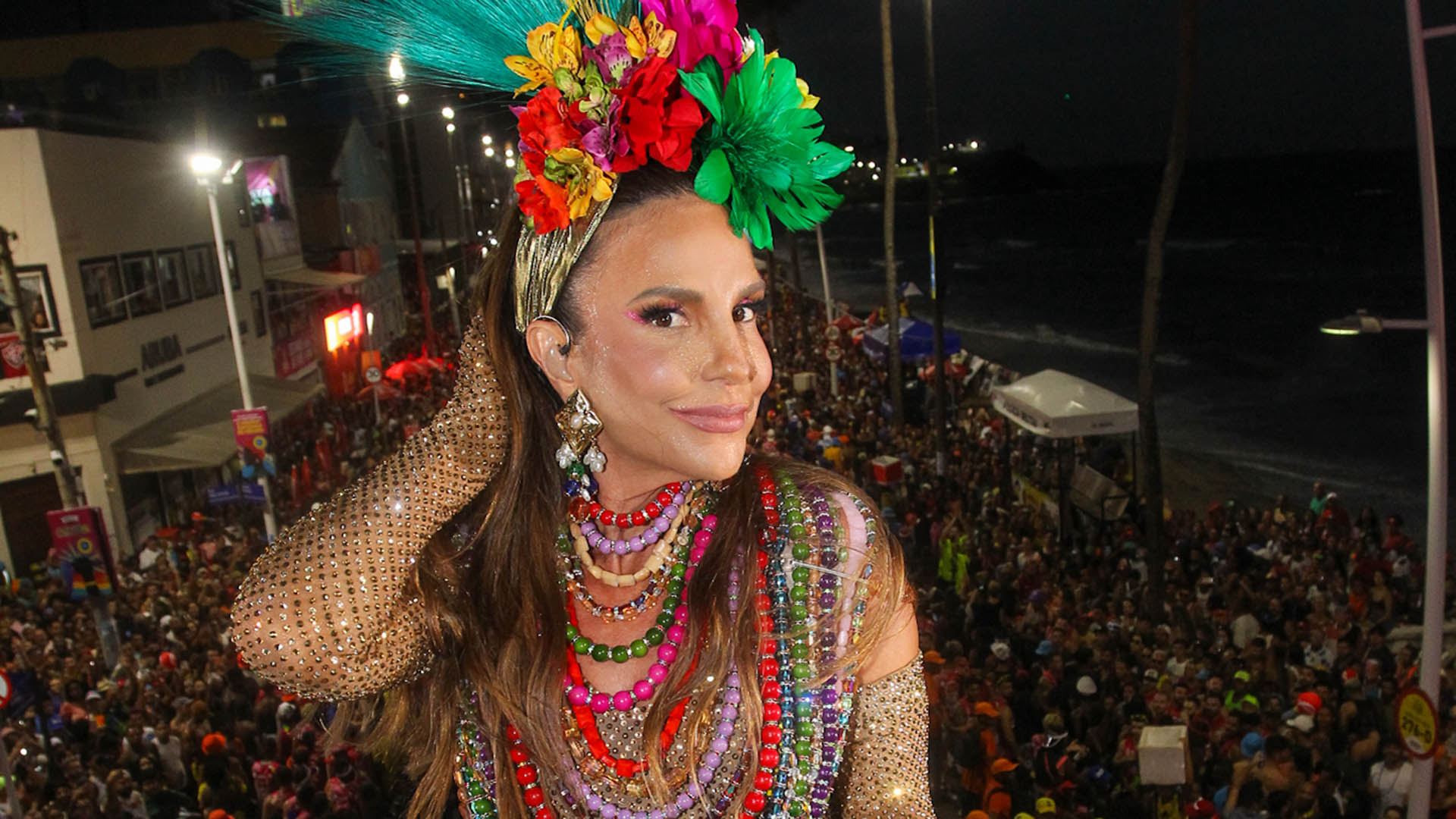 Explosão assusta no trio de Ivete Sangalo em Salvador