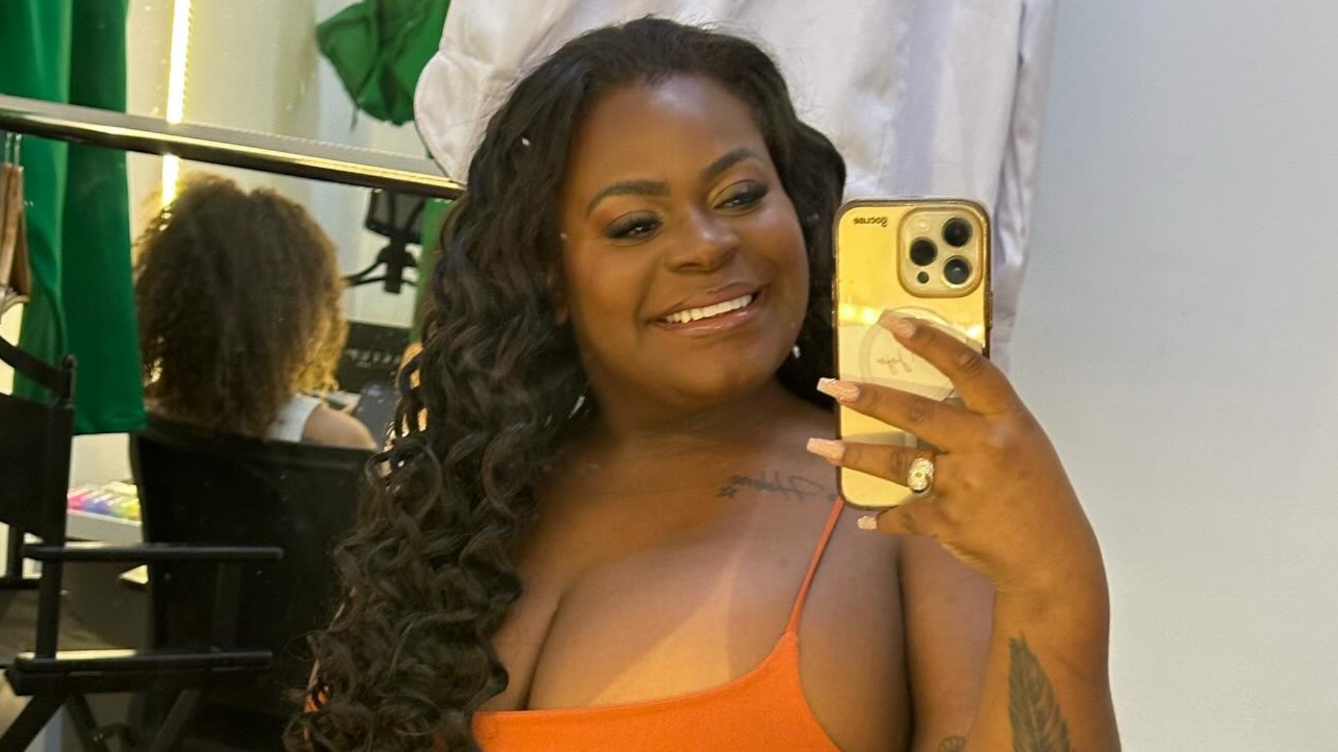 Jojo Todynho chama atenção ao exibir cinturinha: “Um espetáculo”