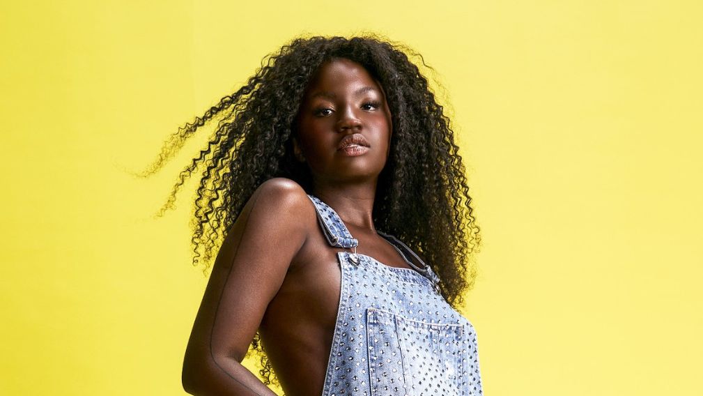 Estrela do The Masked Singer, Kenya Sade fala sobre representatividade LGBT na TV: ‘Invisibilidade’