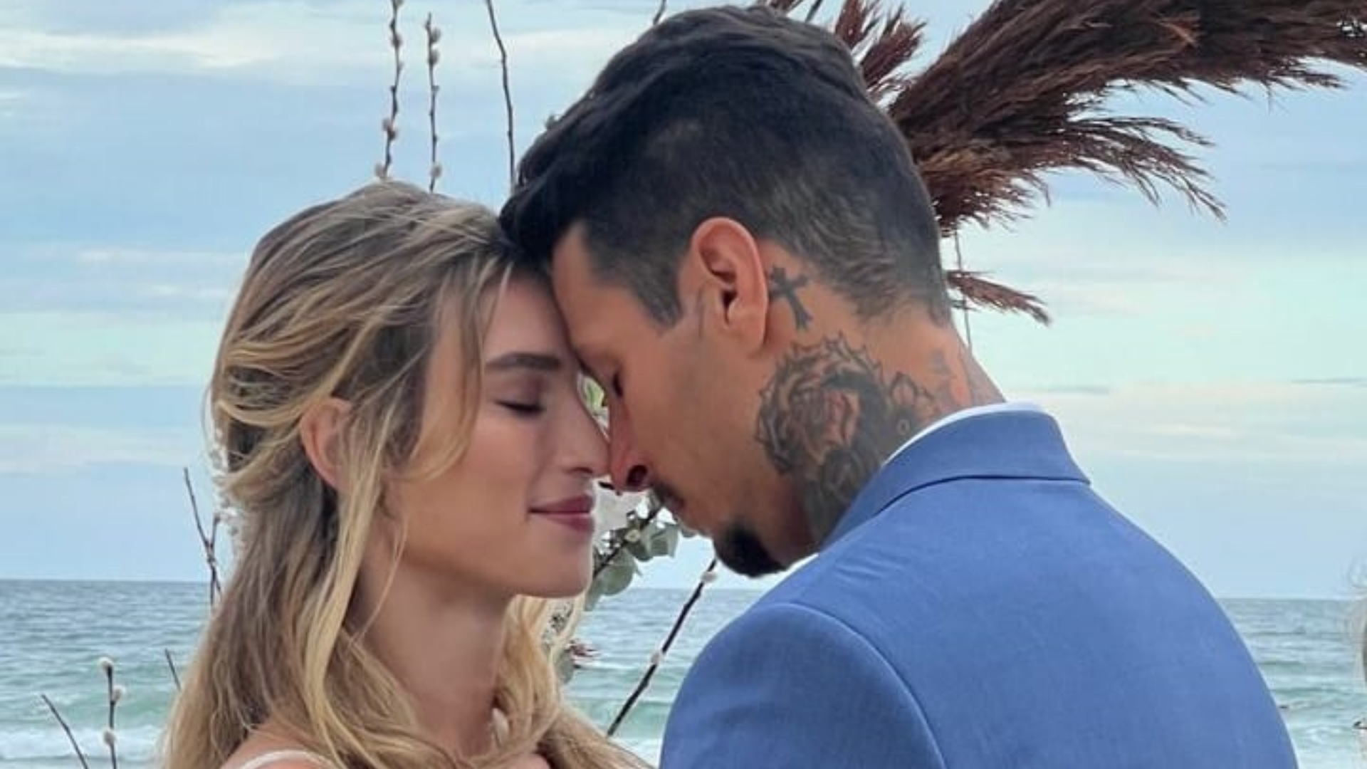 Com cerimônia intimista, Marcela Fetter se casa com Rodrigo Lima