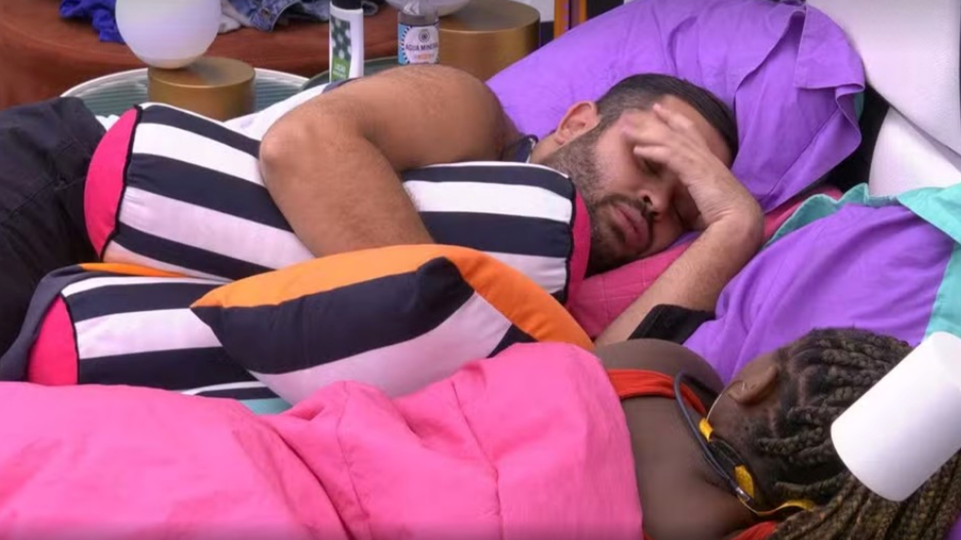 BBB 24: Michel desabafa após briga: “E se eu fui irresponsável com isso?”