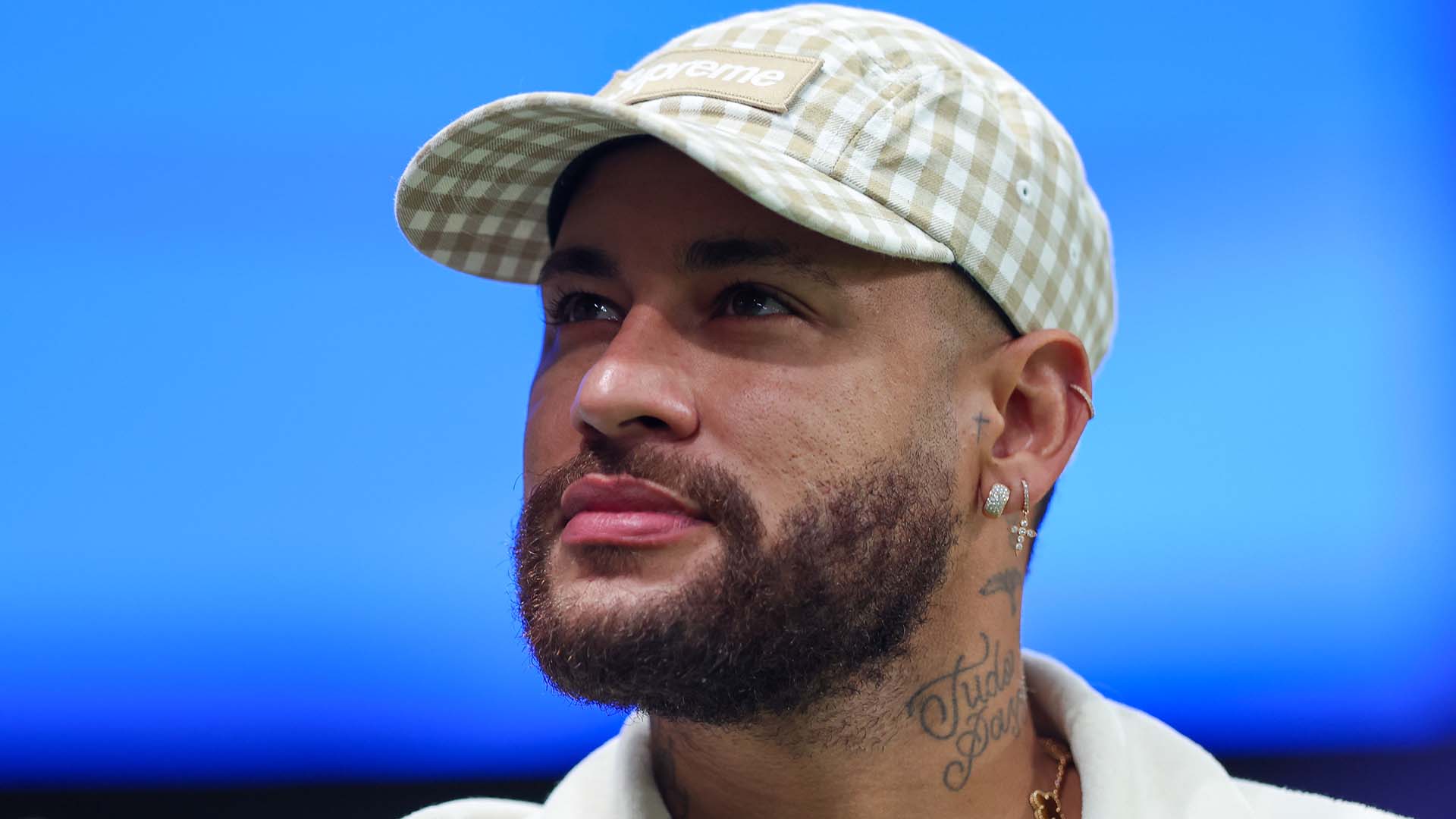 Neymar Jr se derrete ao ver foto dos filhos juntos em viagem