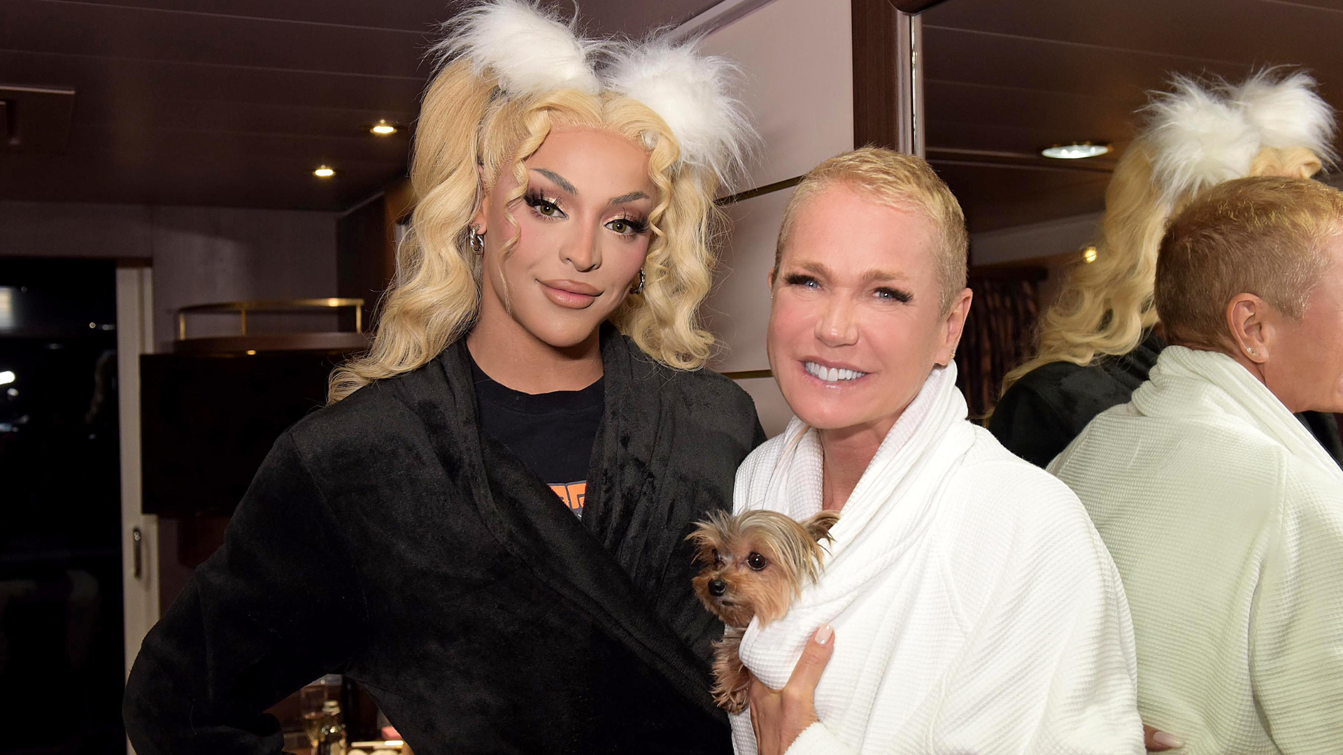 Pabllo Vittar se emociona em encontro com Xuxa: ‘Faz parte da minha história’