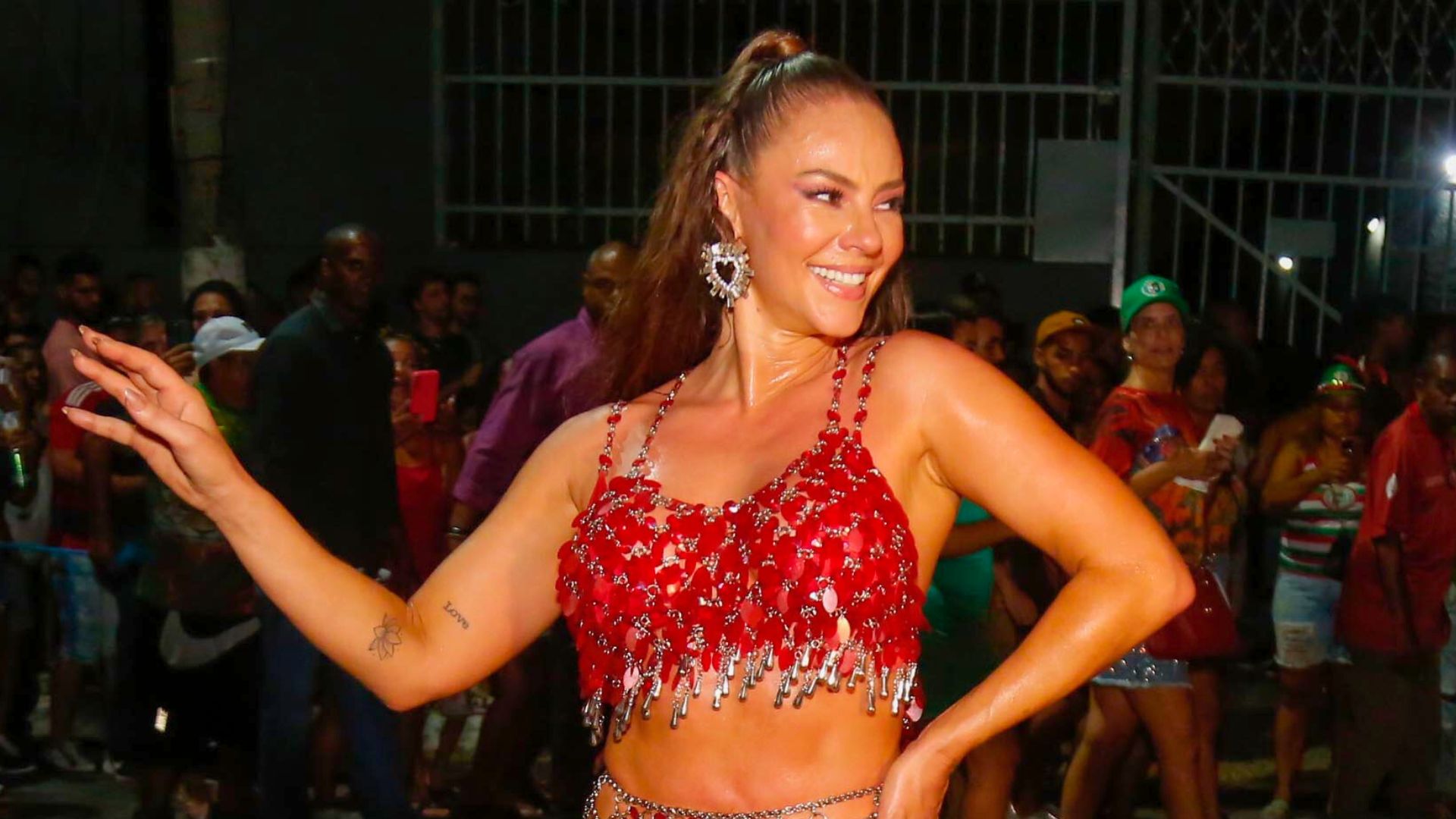 Paolla Oliveira quer criar identificação no Carnaval: ‘Especialmente com mulheres’