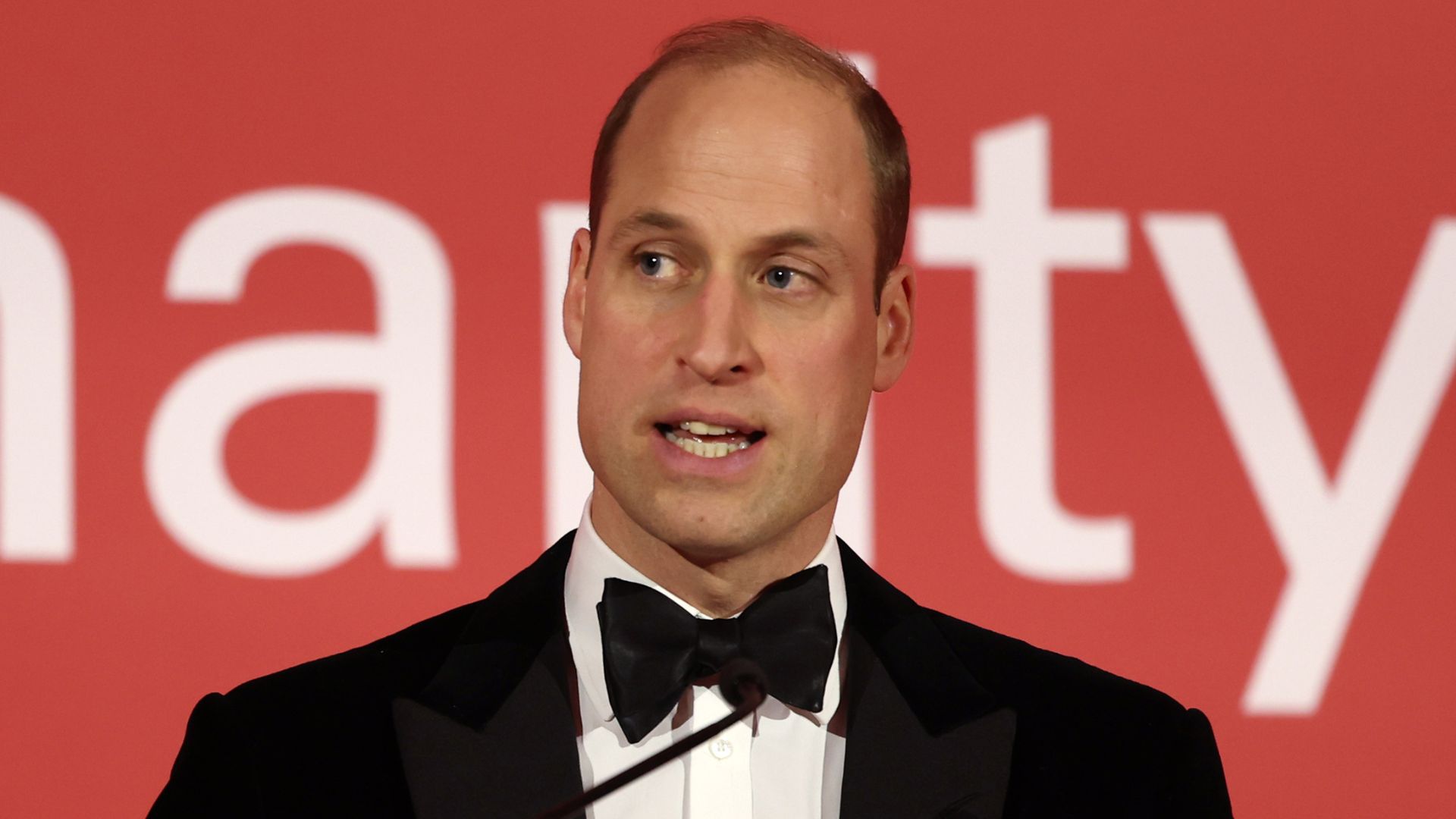 Príncipe William quebra o silêncio sobre o câncer de rei Charles III