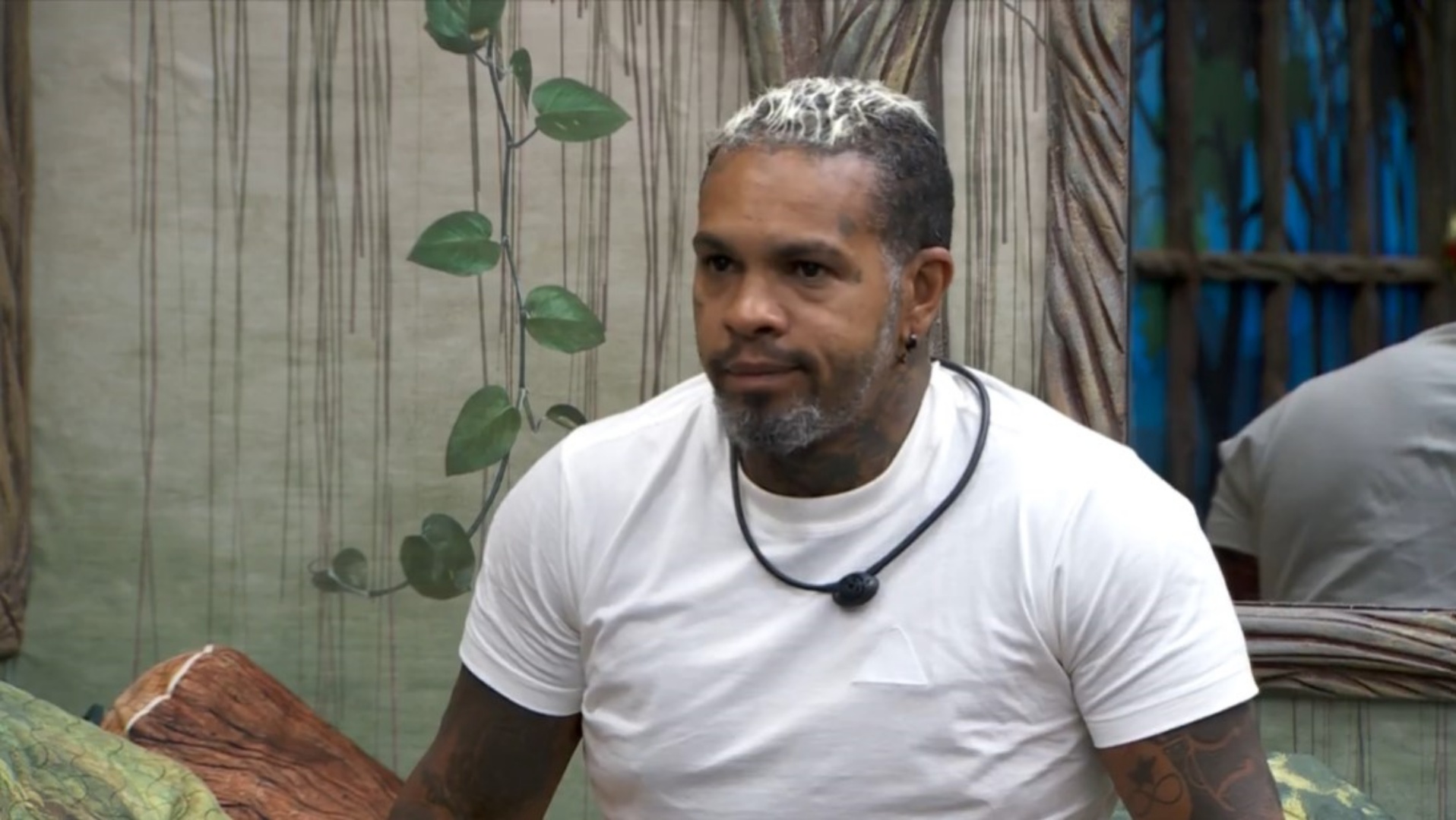 BBB24: Rodriguinho reclama de brothers ‘esquecerem sua fama’ dentro da casa