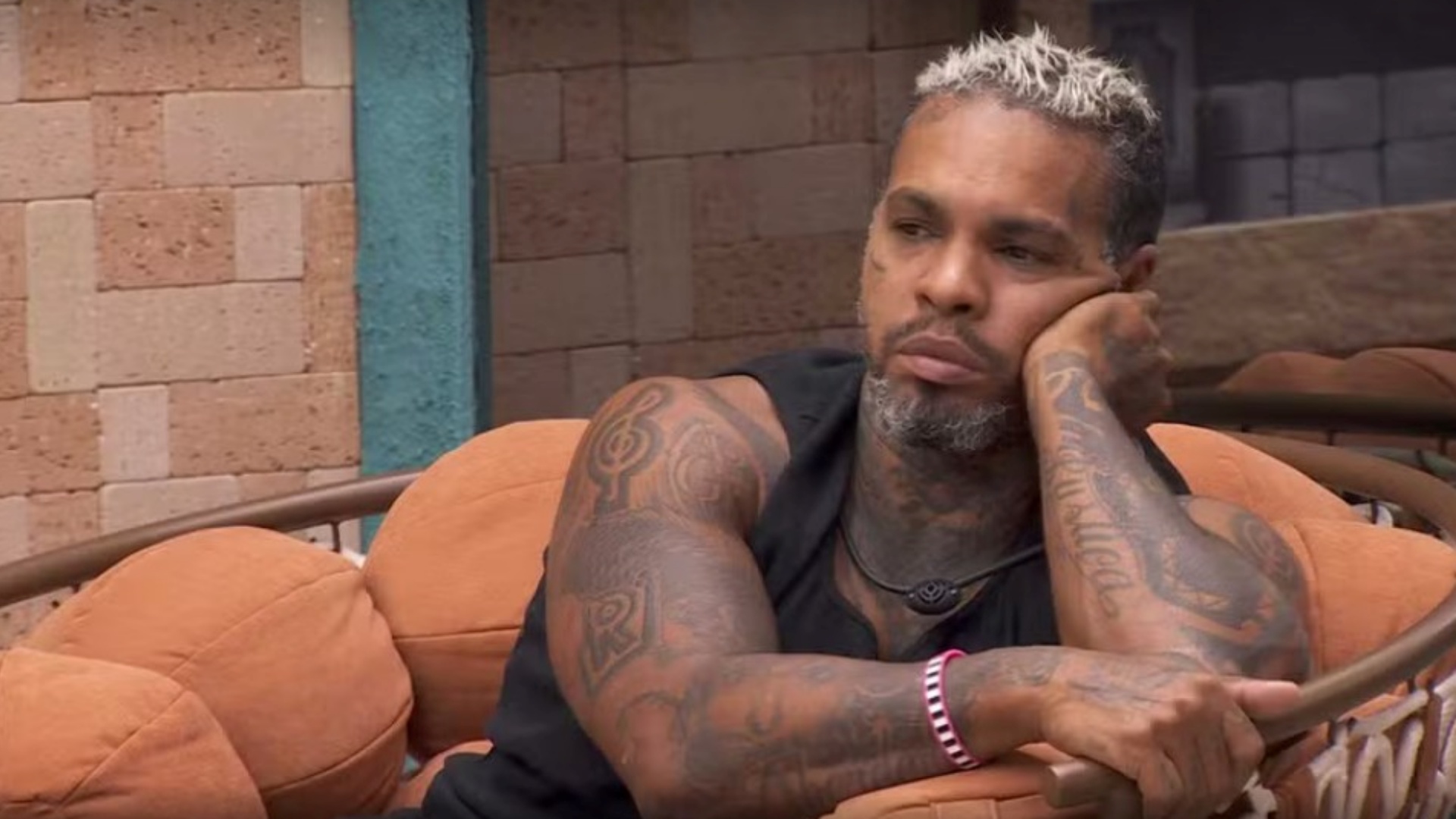 BBB 24: Rodriguinho relembra fase com problema na voz: “Acabavam comigo”