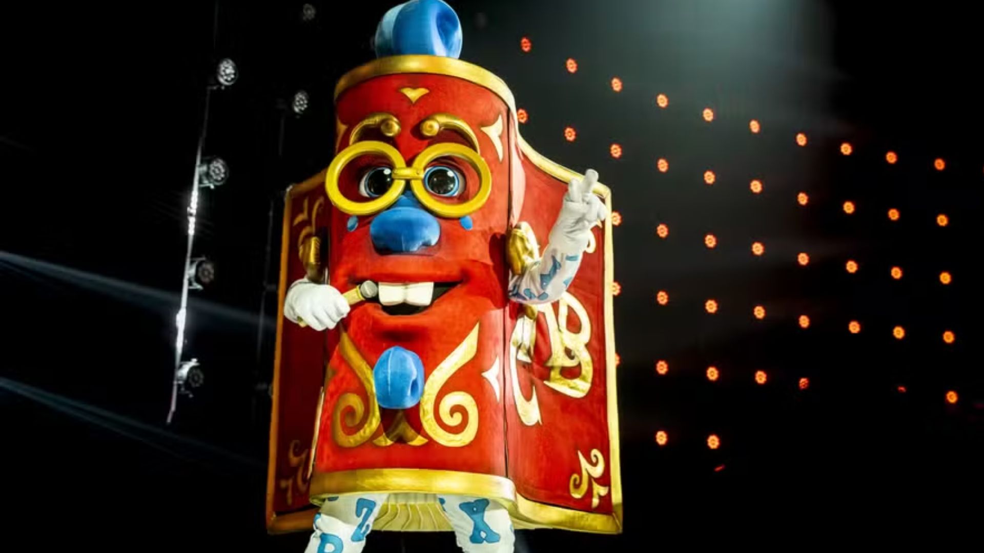 The Masked Singer: Livro é desmascarado e revela: ‘Adorei a experiência’