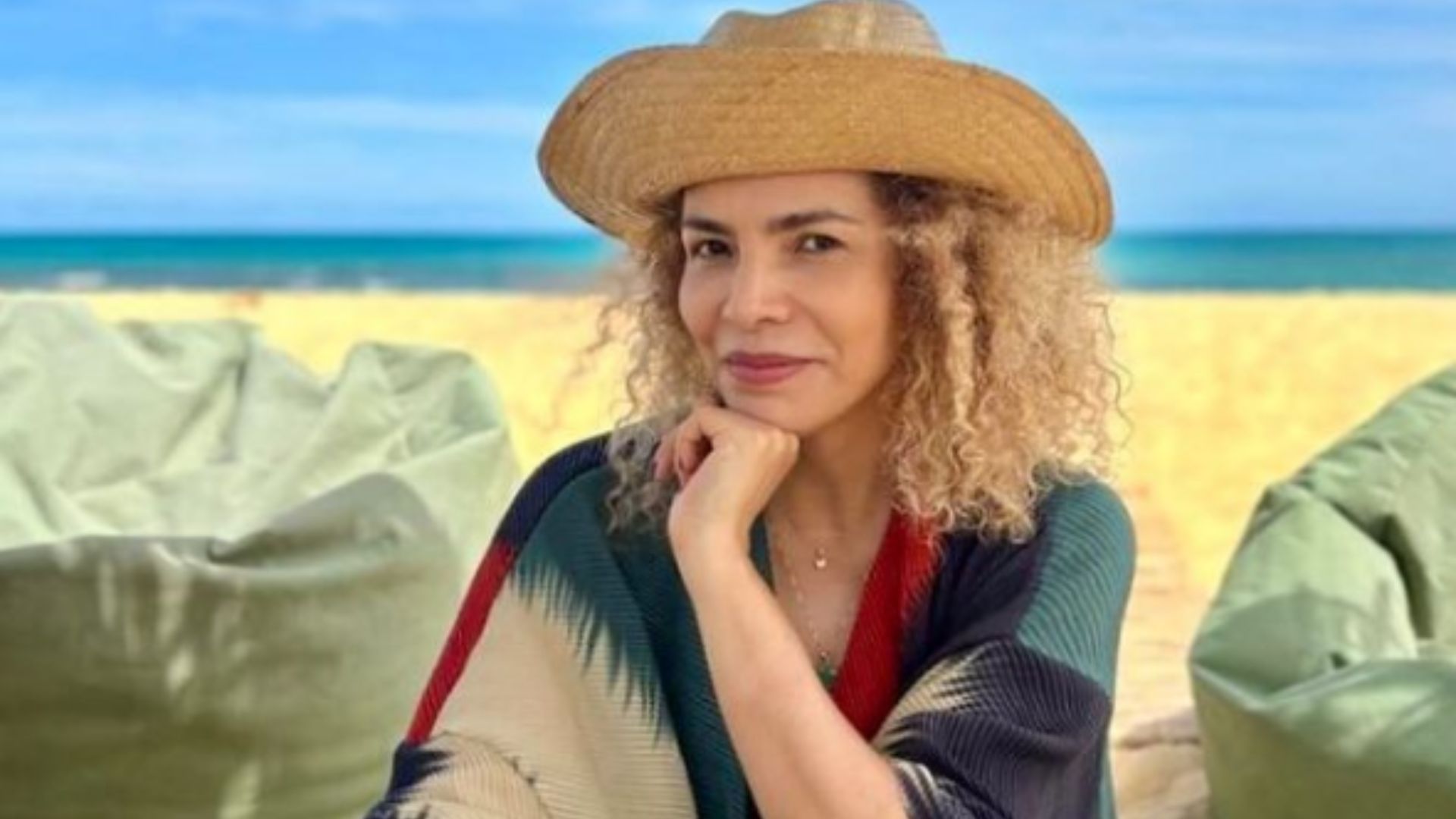 Vanessa da Mata explica decisão de postar fotos sensuais: “Autopoder”
