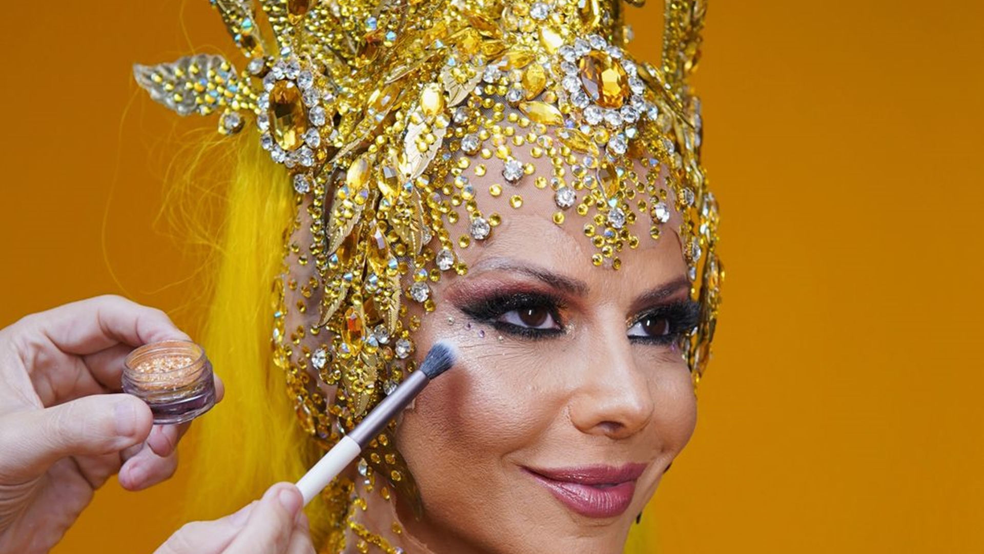 Viviane Araújo surpreende com valor de glitter no Carnaval; saiba quanto
