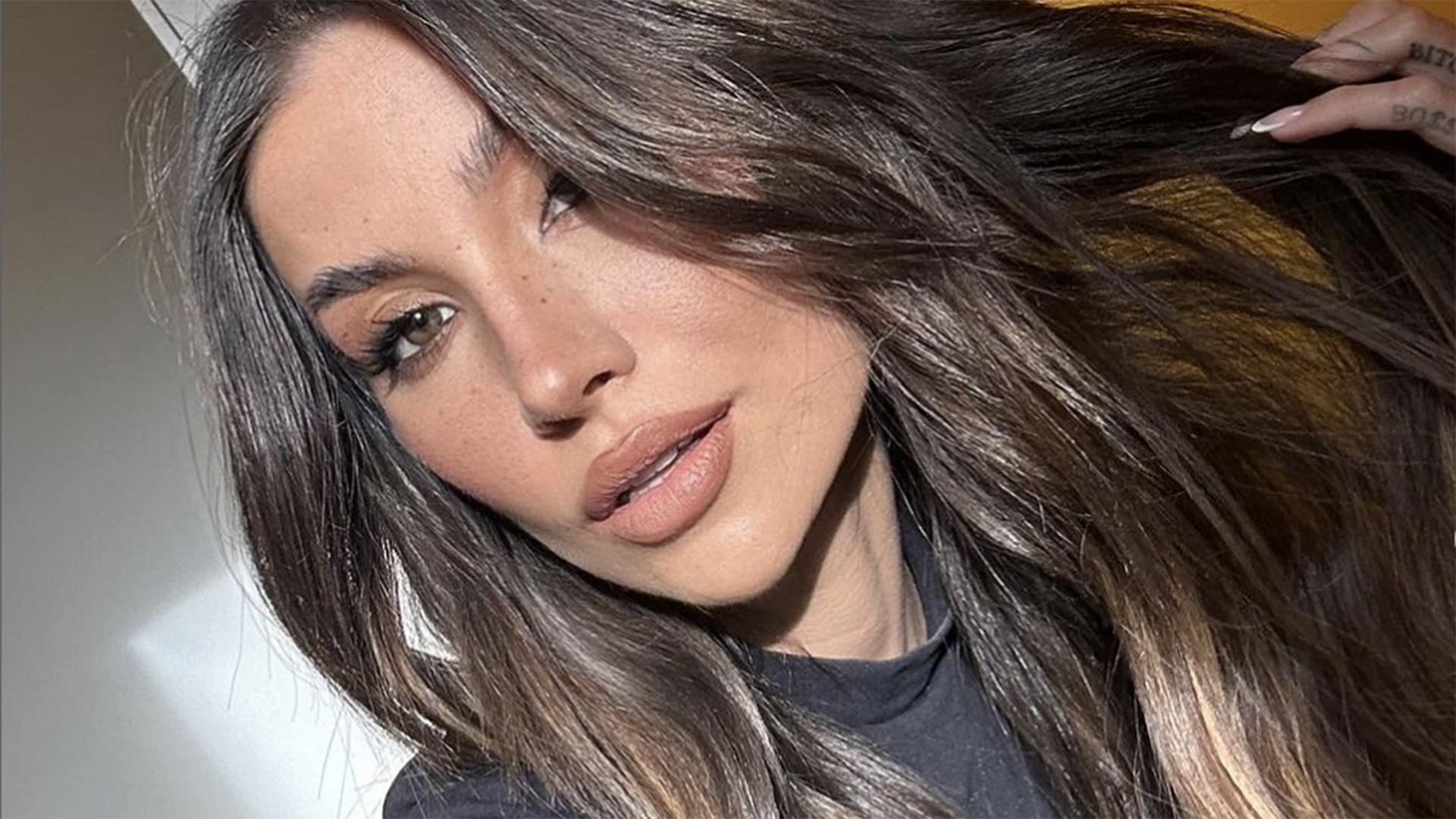 Bianca Andrade reage após rumores de que o namorado seria interesseiro