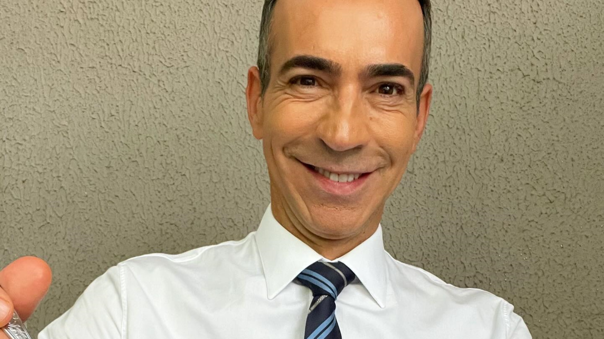 Marmita de Cesar Tralli chama atenção dos fãs: “Tá explicado”