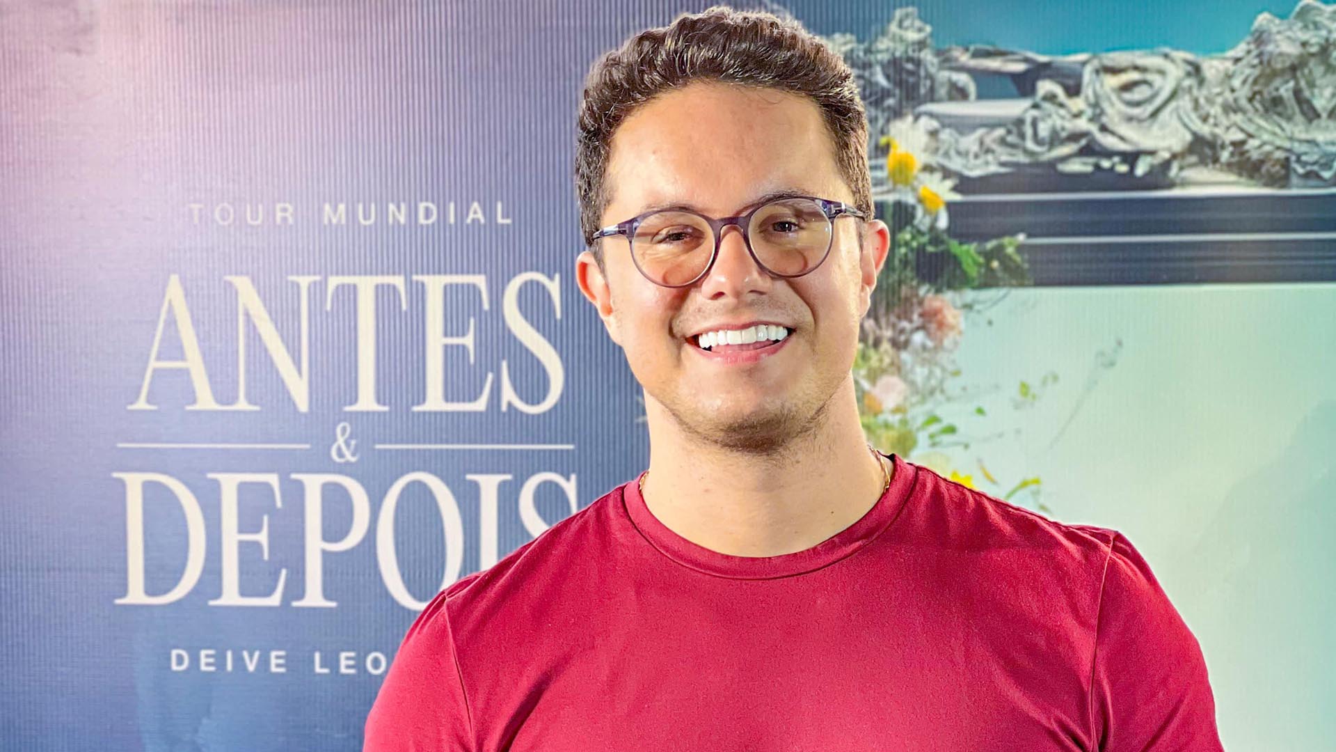 Deive Leonardo celebra o lançamento de sua turnê para 2024