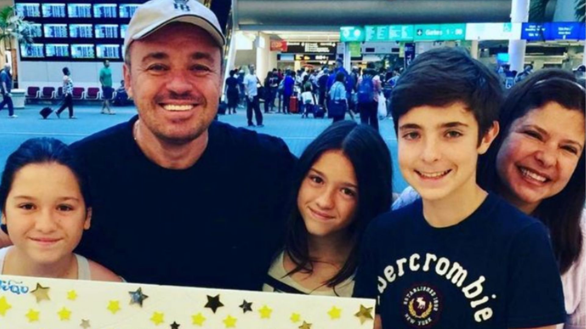 Filhos de Gugu são impedidos de receber seguro viagem feito por ele