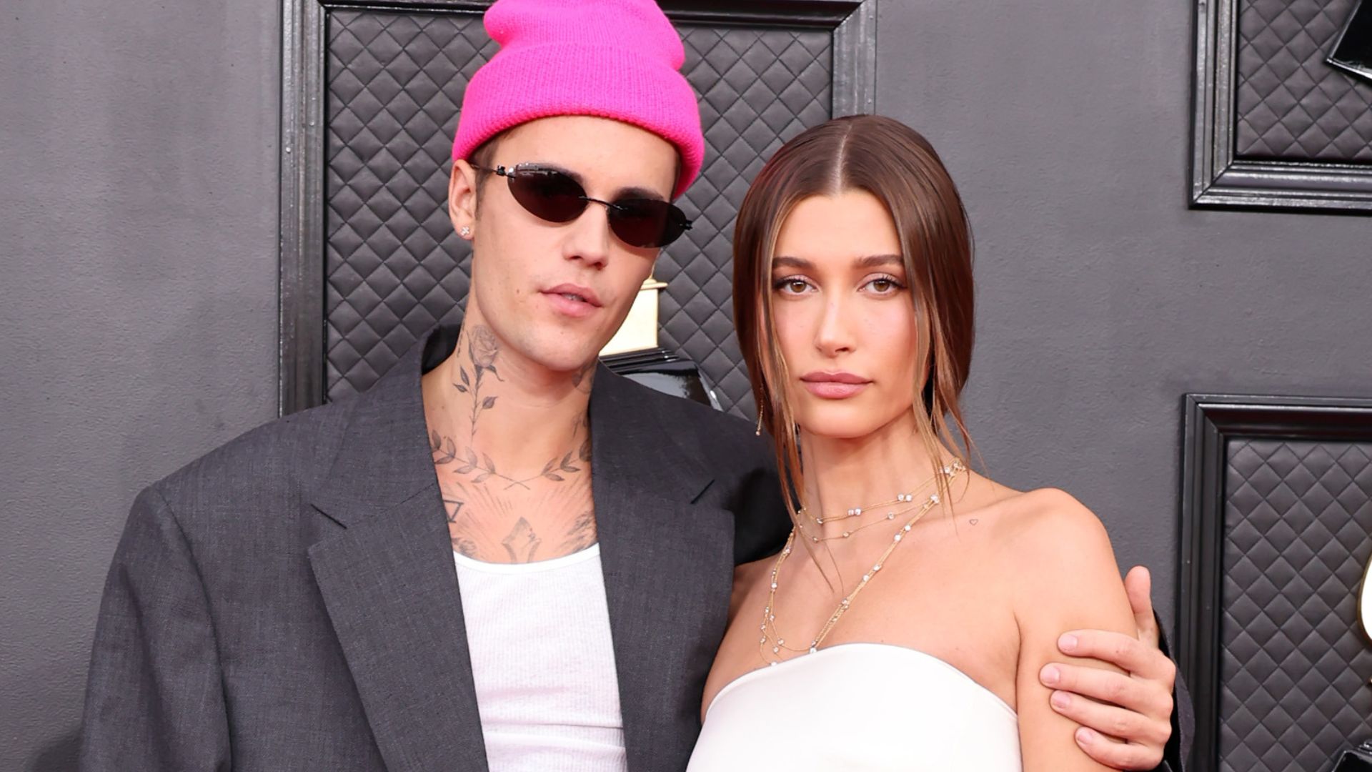 Hailey Bieber fala sobre os rumores de crise no casamento com Justin Bieber