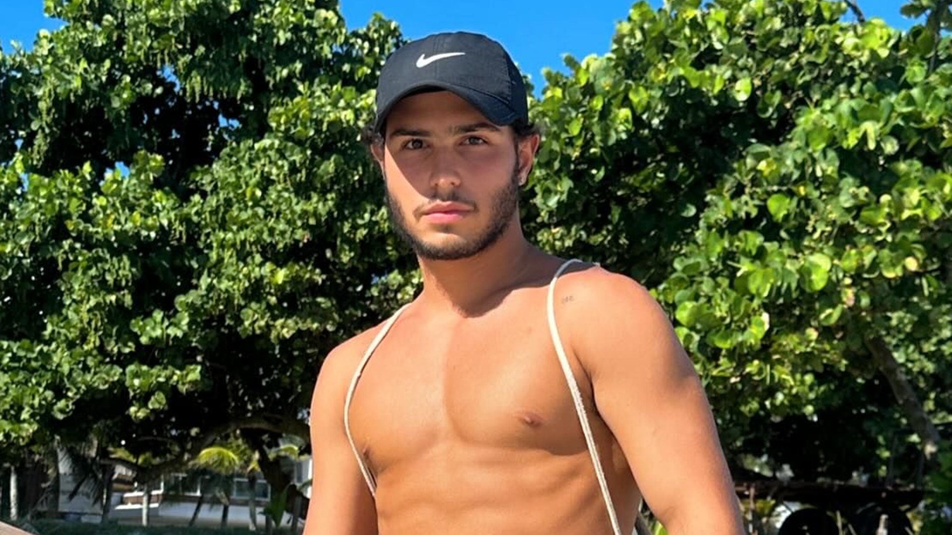 Novo galã da Globo, Igor Jansen revela segredo de corpo saradão: ‘Não é por estética’