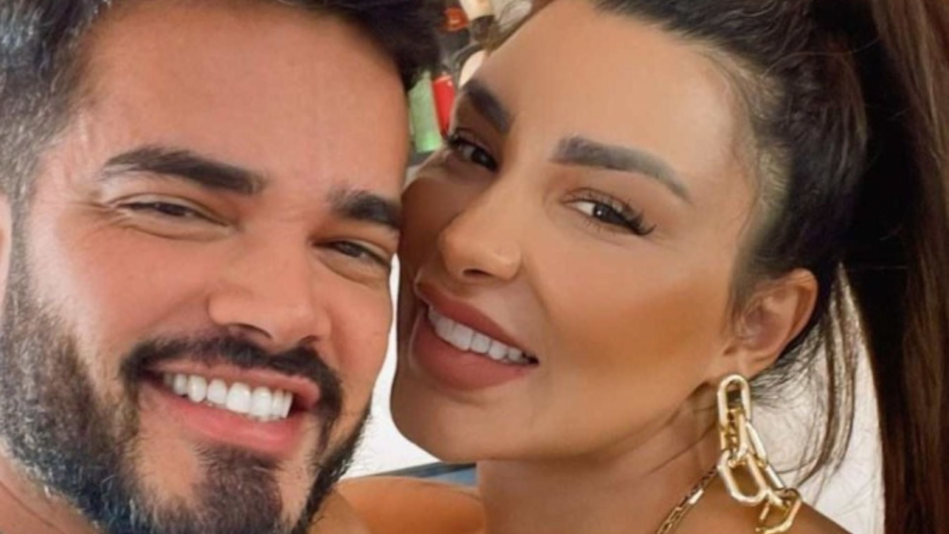 Ex de Jenny Miranda toma decisão sobre tatuagem com nome da influenciadora