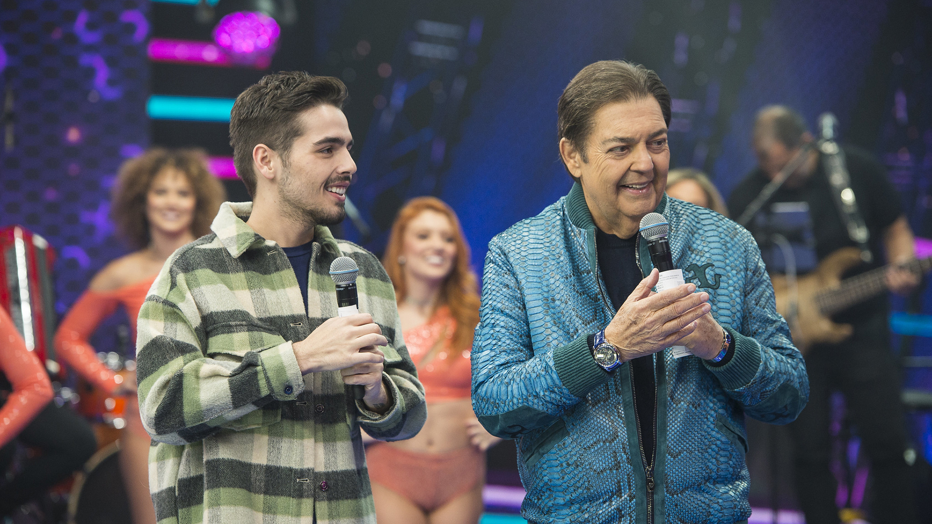 Filho de Faustão faz homenagem para o pai na web: ‘Te amo’