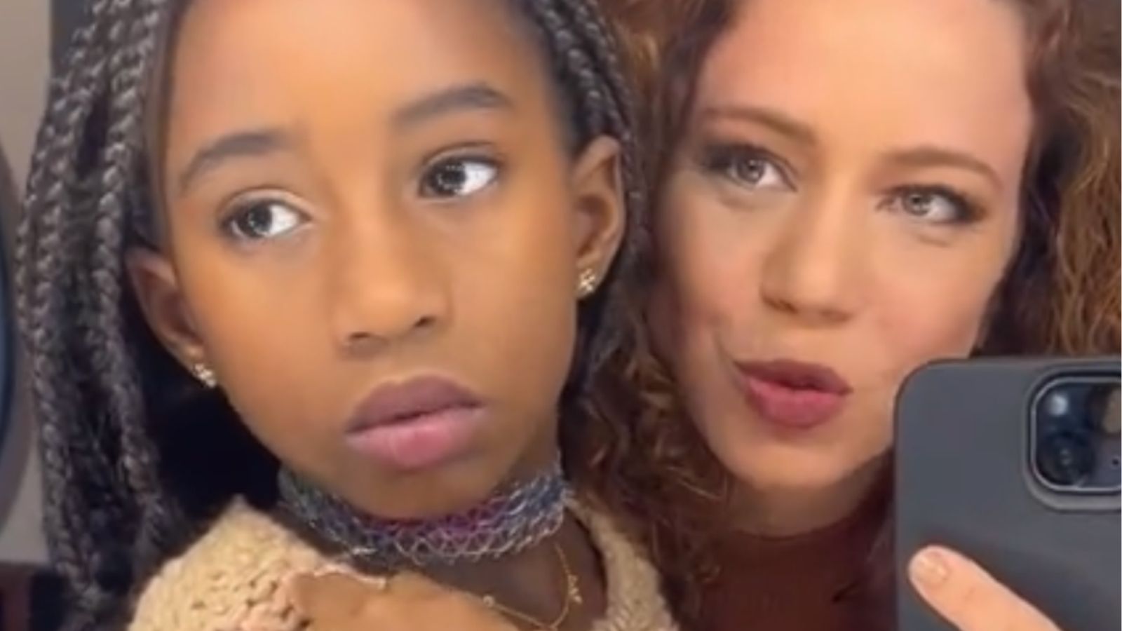 Leandra Leal emocionou ao revelar como a filha chegou em sua vida: “Me escolheu”