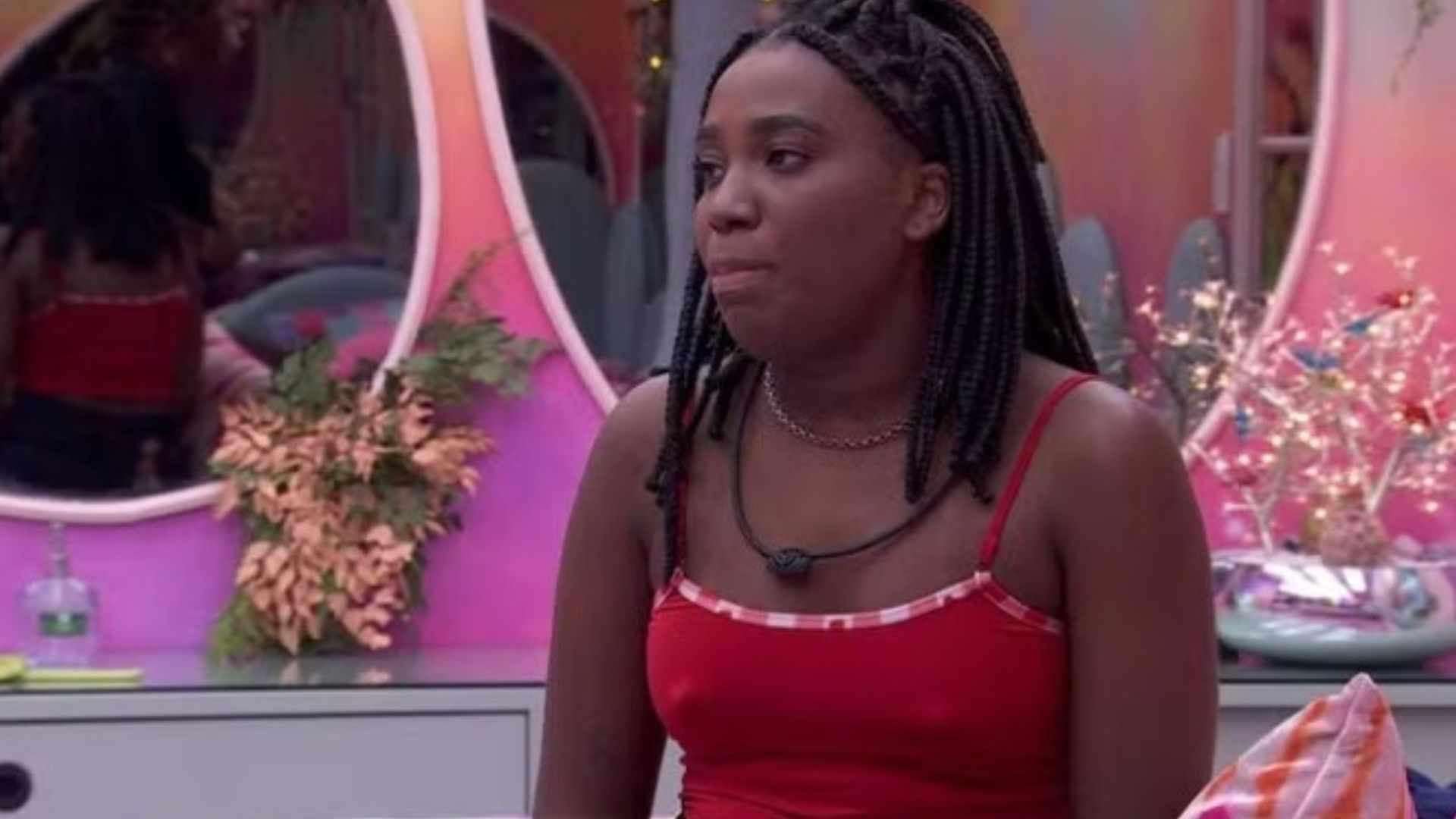 BBB 24: Leidy cria teoria de paredão falso de Yasmin após prêmio congelar
