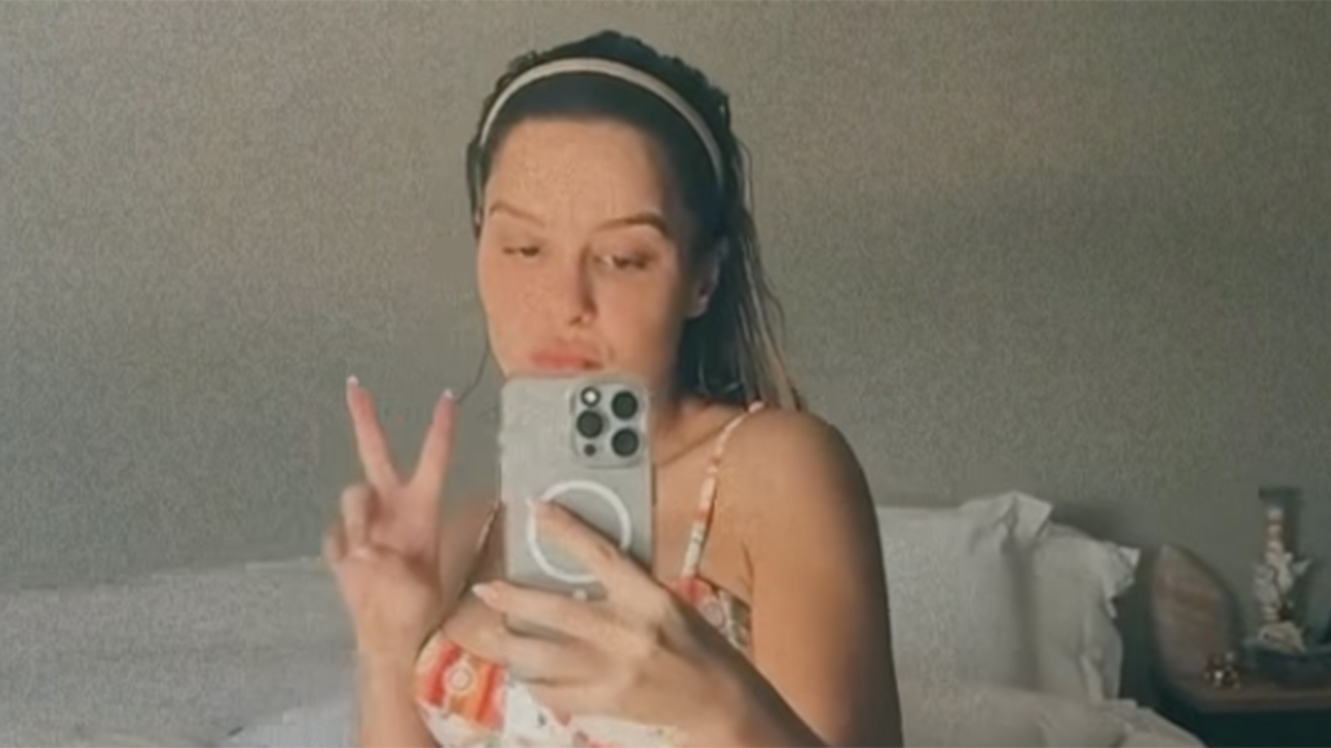 Tá magra! Maiara exibe sua forma física ao usar look mínimo