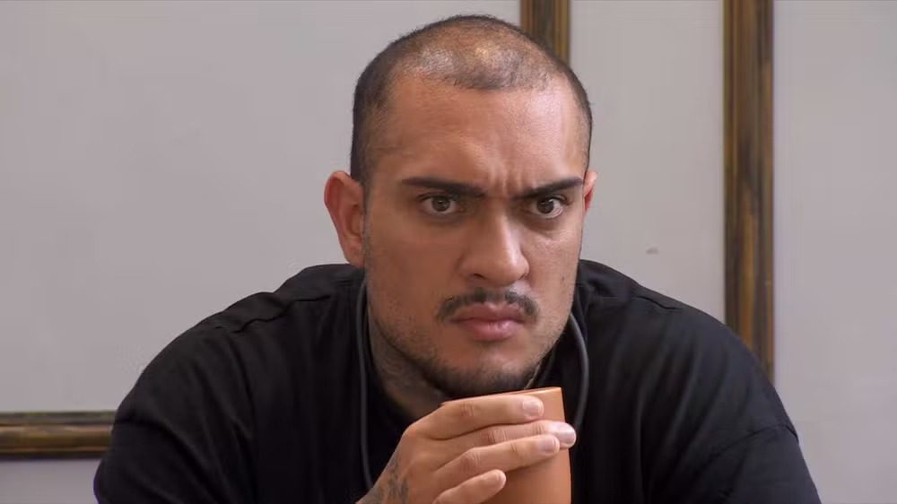 BBB 24: MC Bin Laden comenta sobre Fernanda após desentendimento