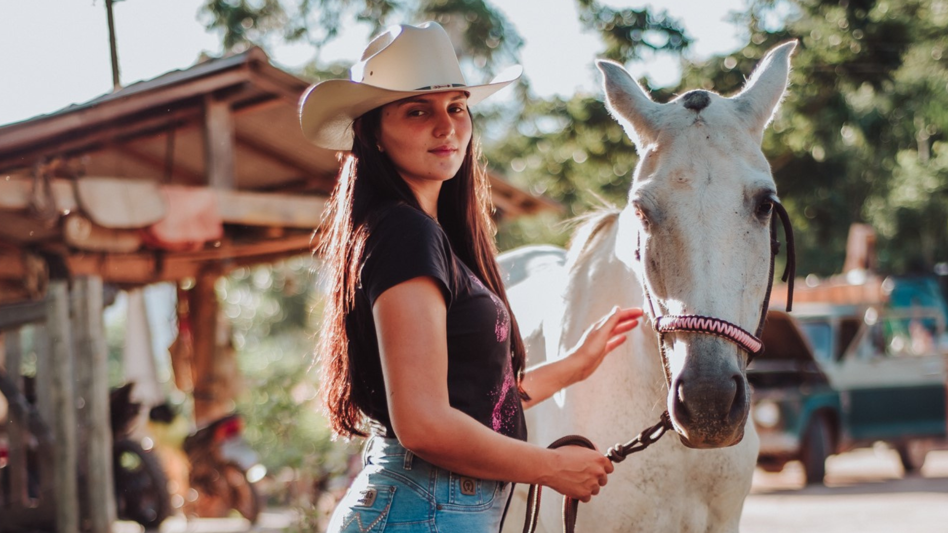 Milena Sangi leva o campo para as redes sociais com milhões de seguidores: ‘Dedicação total’