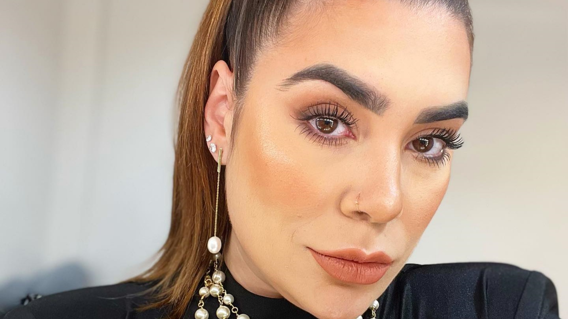 A fila andou! Naiara Azevedo está vivendo affair com empresário