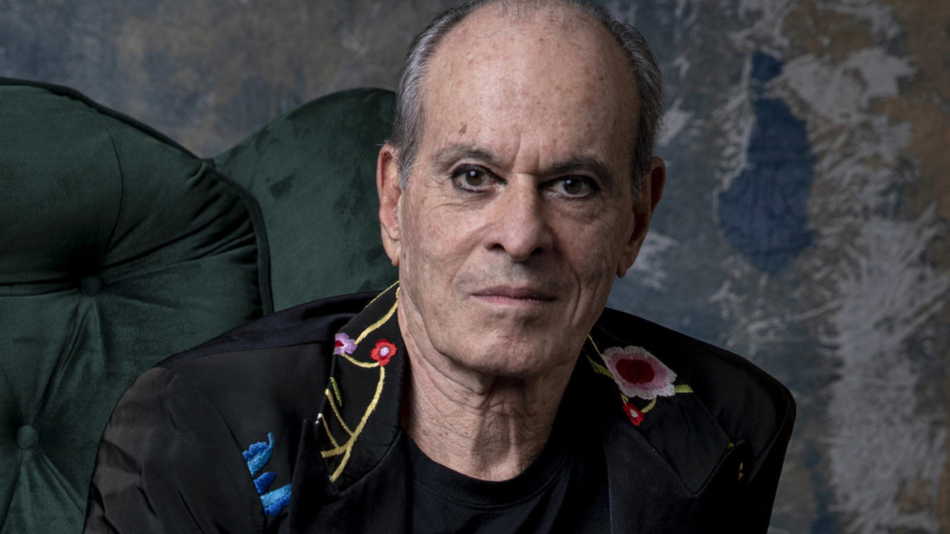 Aos 82 anos, Ney Matogrosso é internado em hospital
