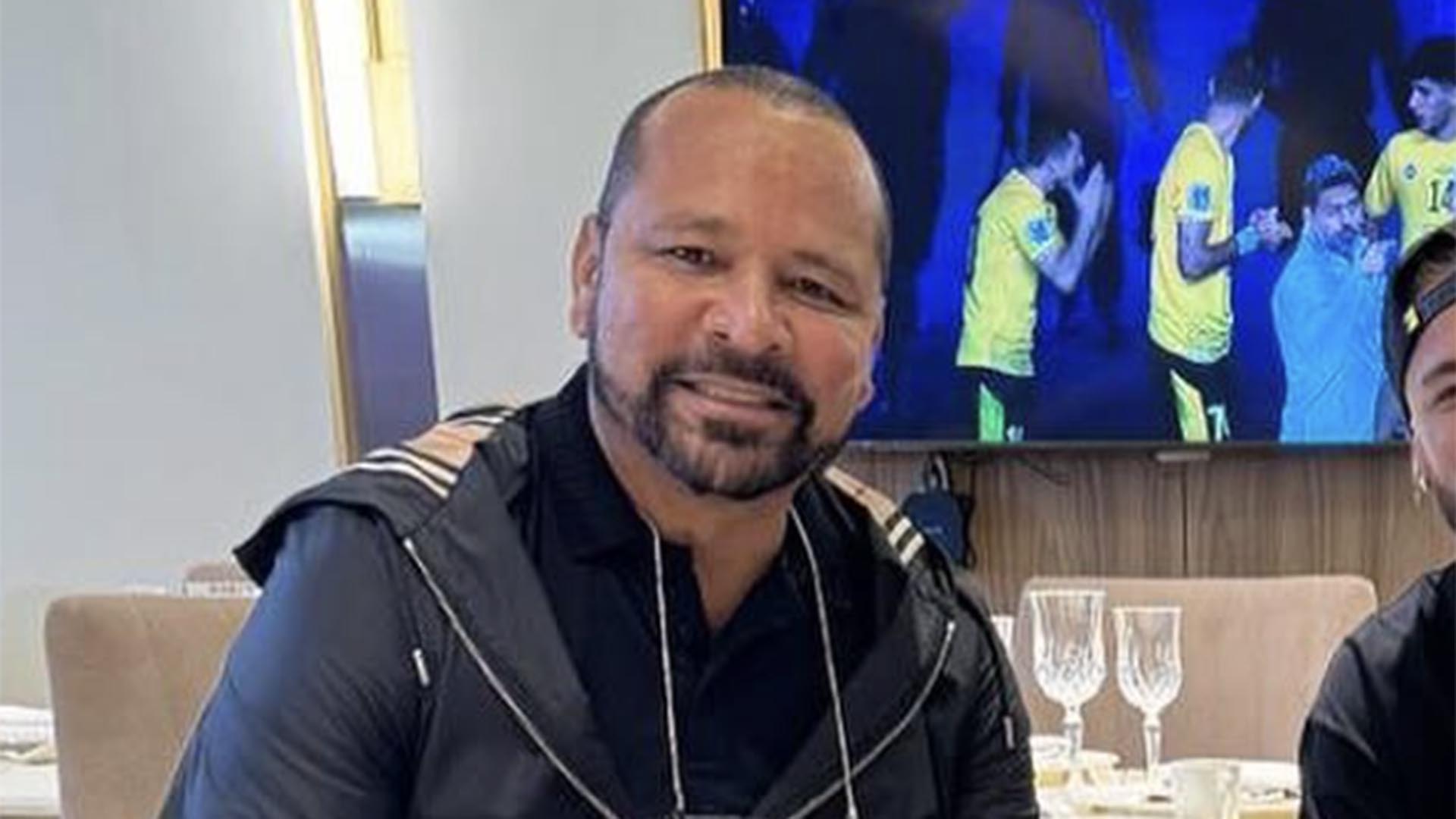 Pai de Neymar Jr reage após rumores de ajuda para Daniel Alves