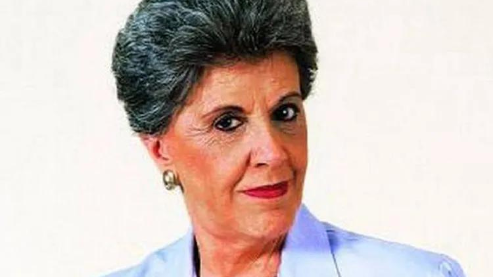 Primeira feminista da TV, apresentadora causou protesto por mudança de horário de programa