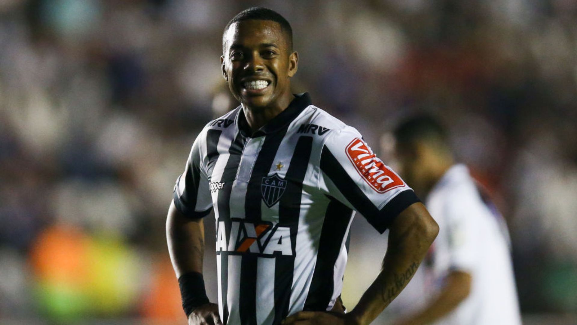 Saiba o que Robinho tem feito enquanto aguarda julgamento