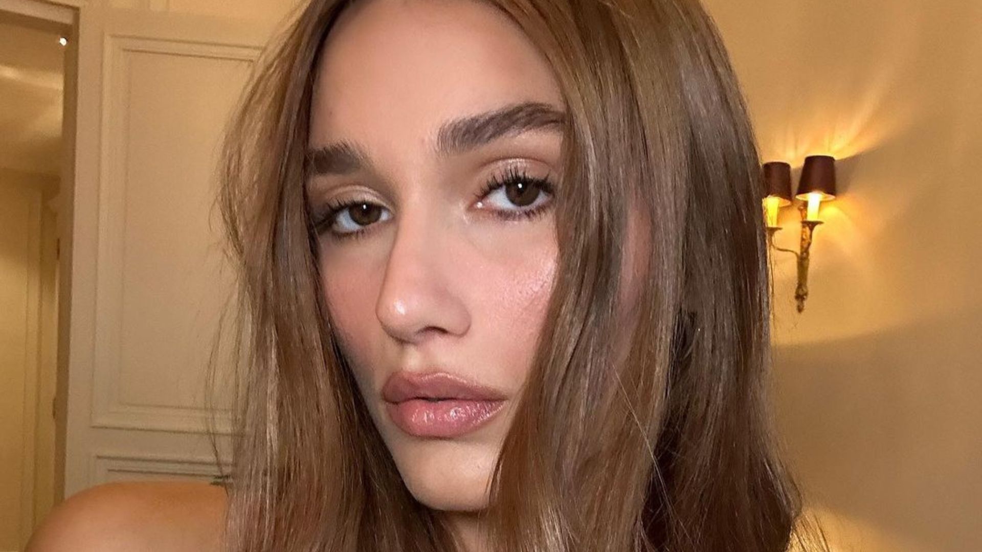 Sasha Meneghel se despede de Paris com fotos de tirar o fôlego