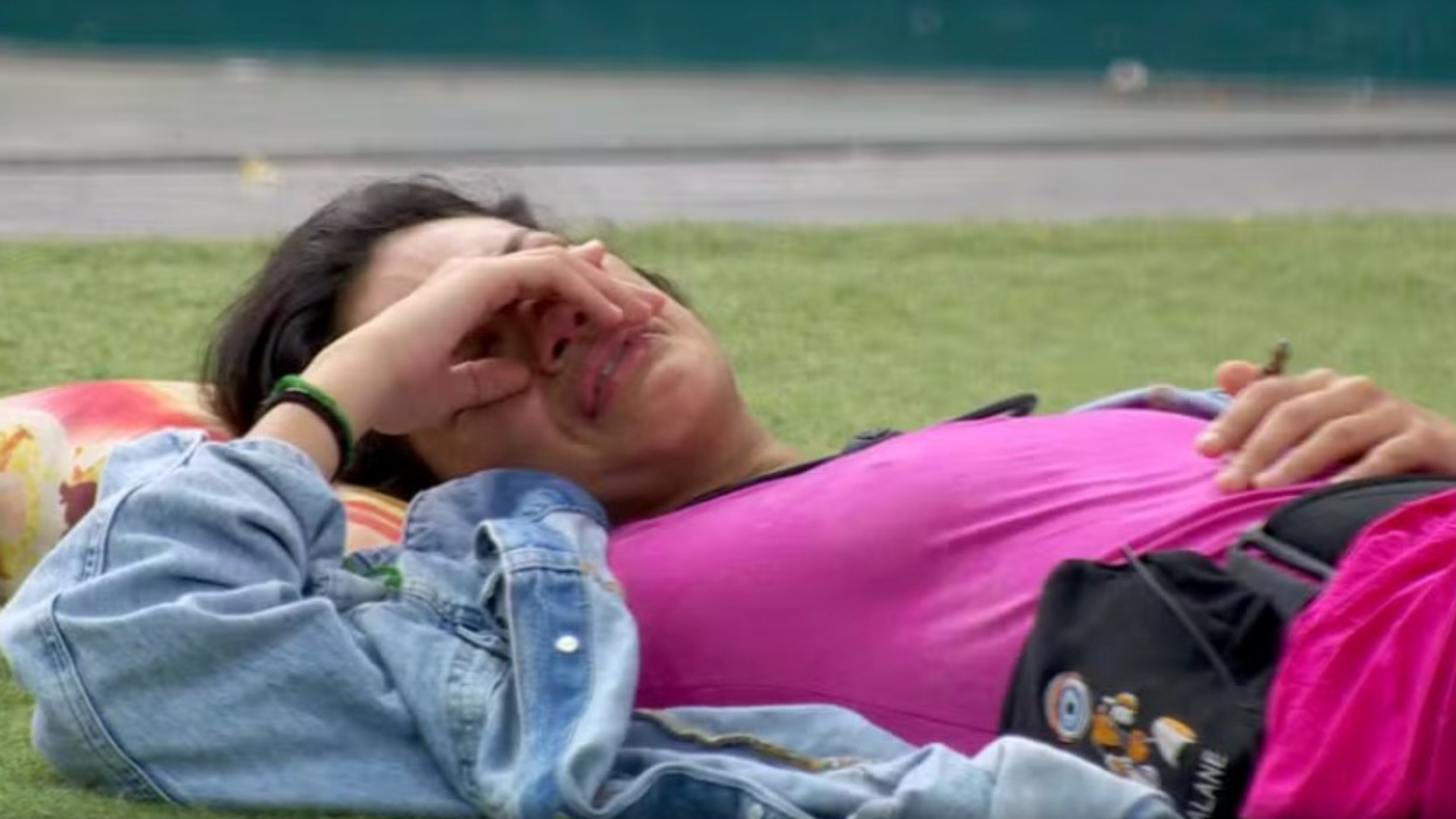 BBB 24: Sozinha, Alane desabafa após perder prova: “Não quero ir embora”