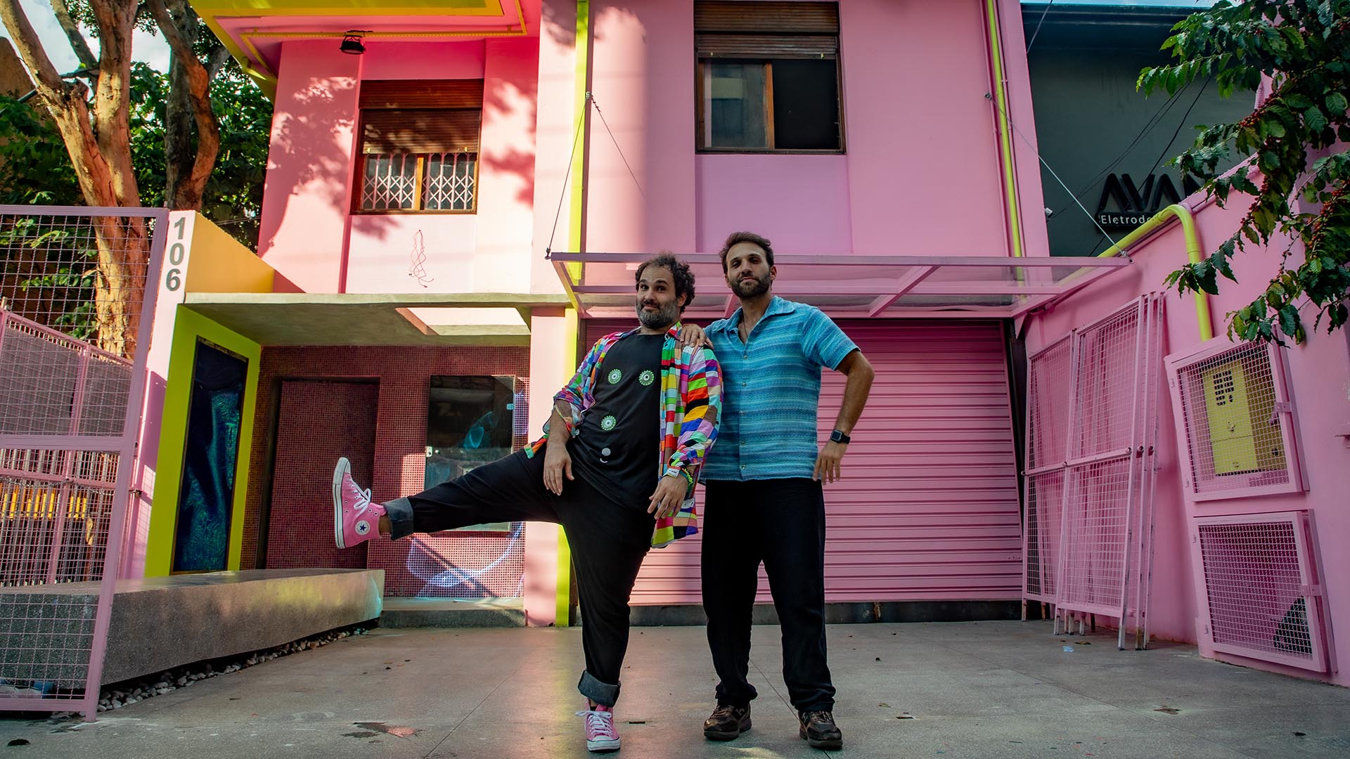 Artur e Alex Slama abrem a CaSa SLAMB. Conheça o projeto