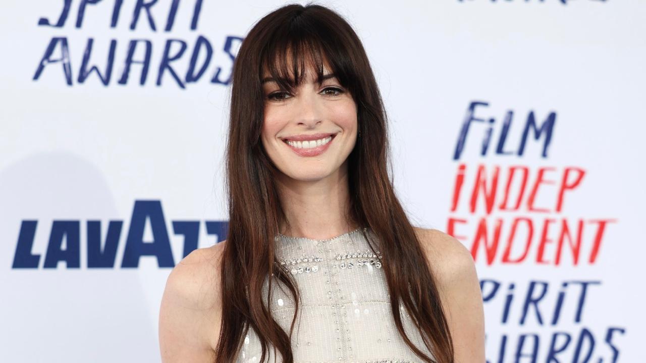 Anne Hathaway detalha testes de química “nojentos” que fez nos anos 2000