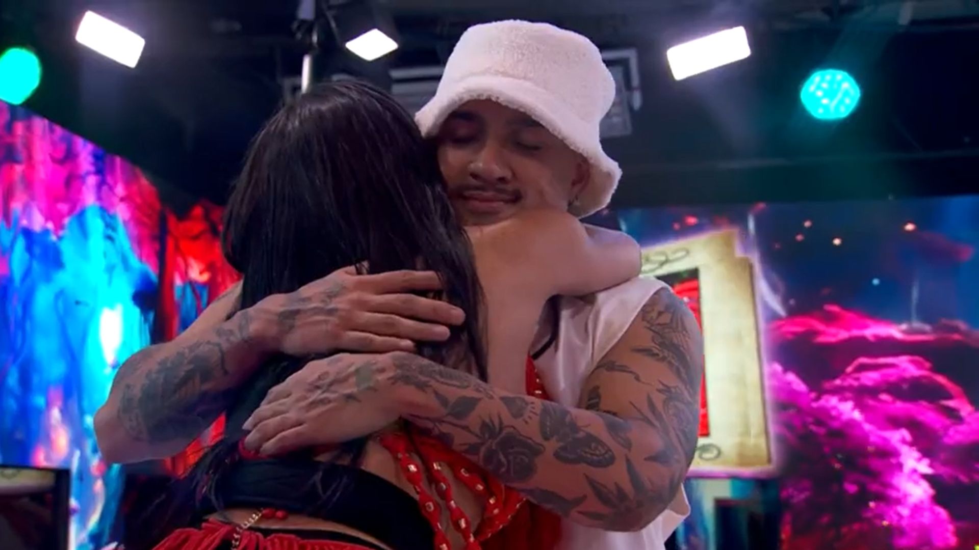 BBB 24: MC Bin Laden sela a paz com Isabelle: ‘Sinto sinceridade em você’