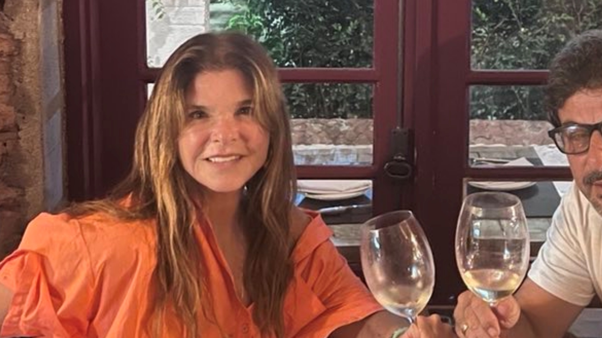 Cristiana Oliveira posta clique raro com o marido e se declara: “Cara incrível”
