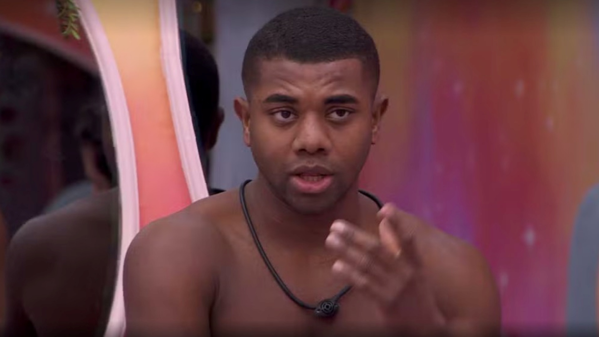 BBB 24: Davi alerta sisters após interação com rival: “O jogo continua”