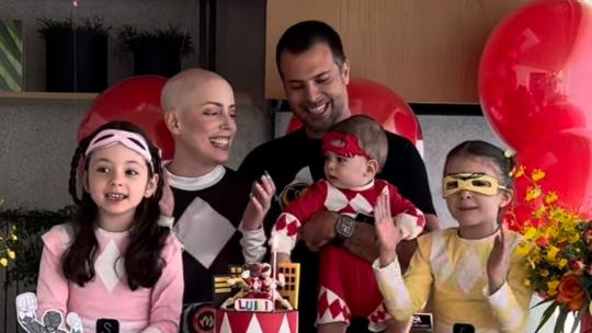 Fabiana Justus celebra mesversário do filho mais novo, Luigi
