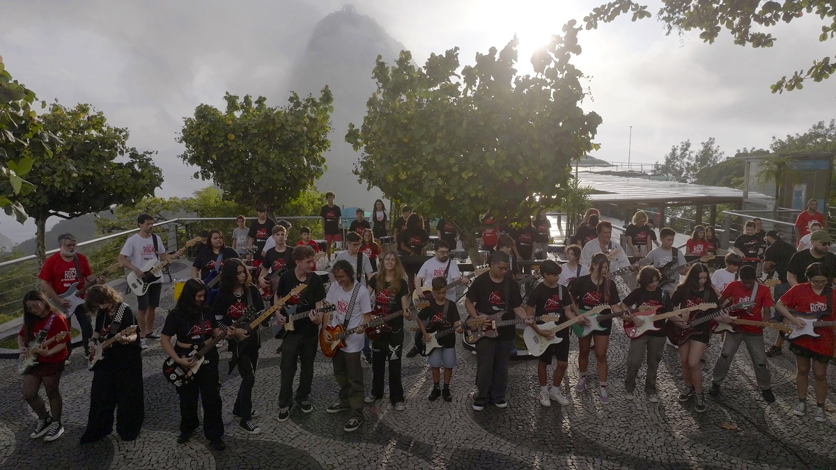 School Of Rock e Parque do Bondinho homenageiam aos 66 anos de Cazuza