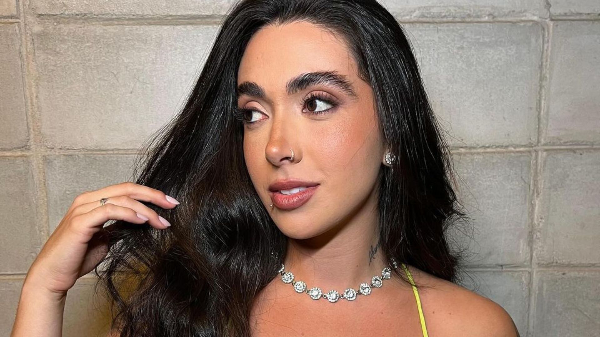 Giovanna, do BBB 24, rebate hater com resposta afiada: “Carteira de trabalho”